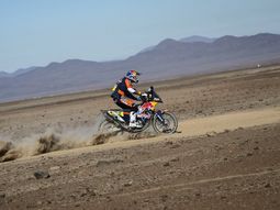 arranco la primera moto en la sexta etapa del dakar arranco la primera moto en la sexta etapa del dakar