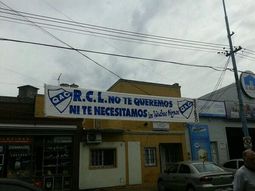 un duro mensaje para caruso lombardi de los hinchas de quilmes: no te necesitamos un duro mensaje para caruso lombardi de los hinchas de quilmes: no te necesitamos