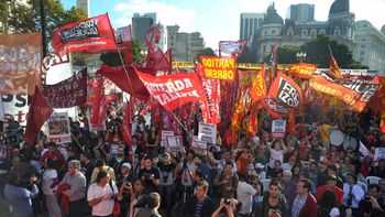 El Día del Trabajador se conmemorará con seis actos El Día del Trabajador se conmemorará con seis actos