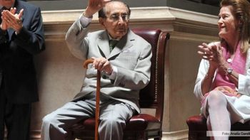 Carlos Fayt en su despedida de la Corte Suprema de Justicia Carlos Fayt en su despedida de la Corte Suprema de Justicia