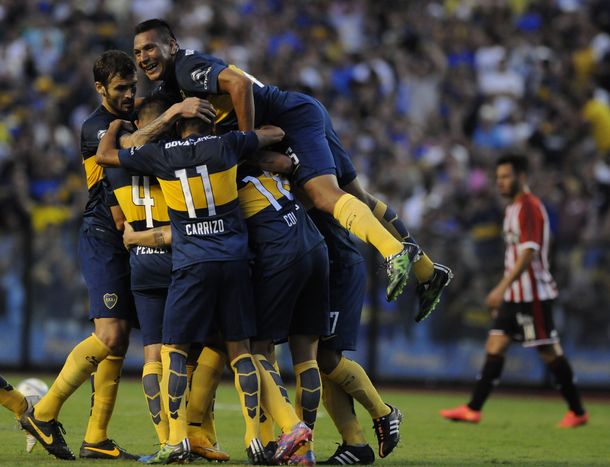 Boca goleó a un desbordado Estudiantes y es escolta de San Lorenzo