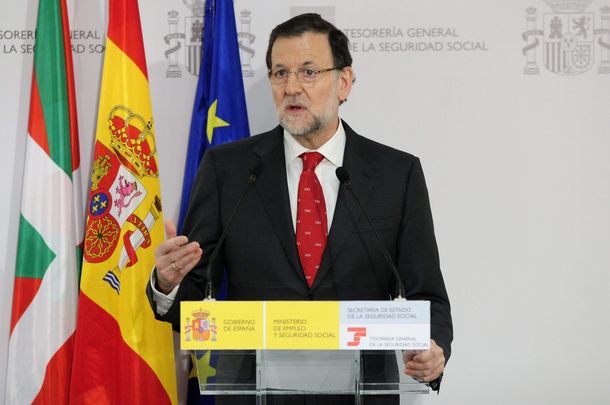 Rajoy viaja a la zona del accidente aéreo y se reunirá con los familiares