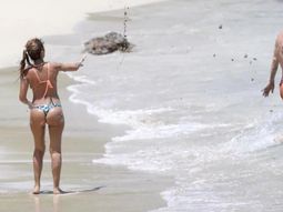 Anto Roccuzzo, una bomba en bikini
