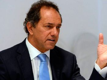 Piden juicio oral para Scioli por tráfico de influencias