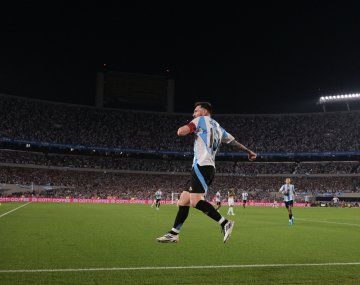 De la mano de un Messi estelar