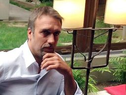 Gabriel Batistuta disparó contra la Asociación del Fútbol Argentino, a la que acusó de haber armado un circo respecto de la presentación de proyectos para los seleccionados juveniles para enmascarar otros movimientos. Gabriel Batistuta disparó contra la Asociación del Fútbol Argentino, a la que acusó de haber armado un circo respecto de la presentación de proyectos para los seleccionados juveniles para enmascarar otros movimientos.