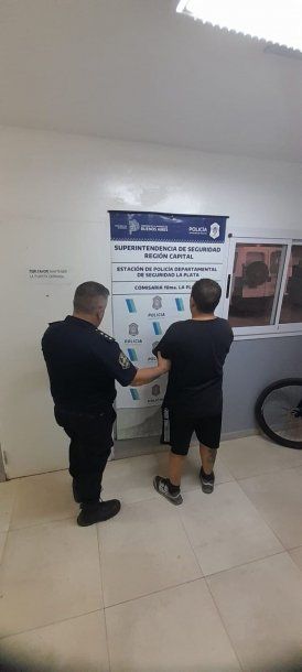 La Plata: detuvieron a un hombre acusado de matar al gato de su vecina y de amenazarla de muerte