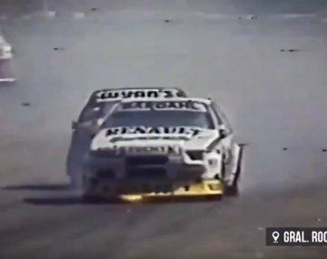 Juan María Traverso ganaba carreras hasta con el auto prendido fuego