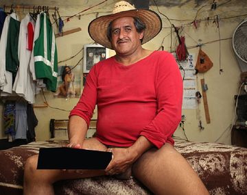 ¿Por qué el hombre con el pene más grande del mundo no puede encontrar trabajo?