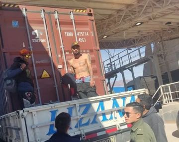 La excusa de dos inmigrantes ilegales: Vamos a ver a Boca