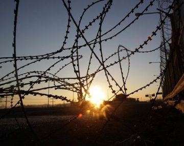 Norcoreano atravesó una de las fronteras más vigiladas del mundo y desertó