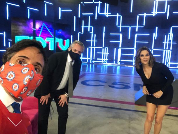 Alberto Fernández: Si Lionel Messi no termina en Barcelona, debe terminar en Newells