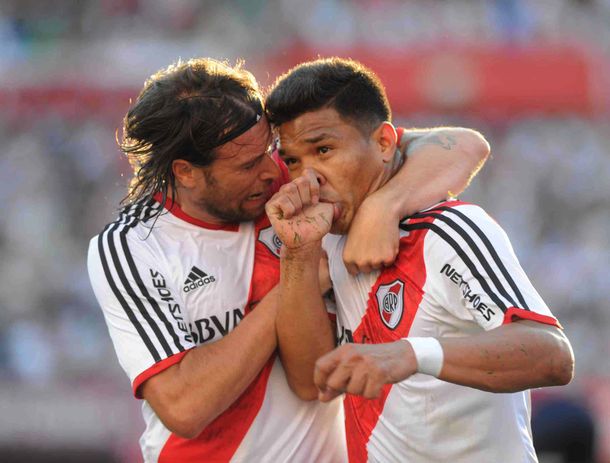 Cavenaghi: No me desespera anotar si el equipo gana y juega bien