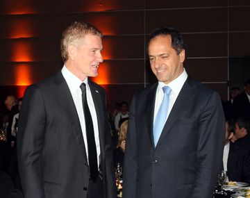 El Momo denuncia una alianza encubierta: Scioli-De Narváez