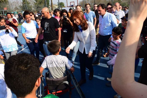 En Escobar, Cristina apuntó a la deuda del Gobierno en salud