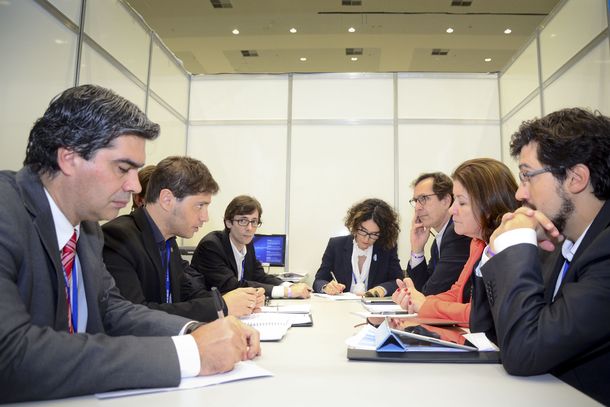 Capitanich y Kicillof se reunieron con autoridades del Banco Mundial