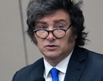 Casi el 70 por ciento de los argentinos está disconforme con la situación del país y cae la imagen de Javier Milei .