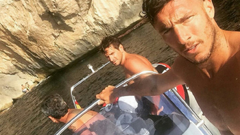 pico monaco mostro fotos navegando e hizo una sugerente aclaracion pico monaco mostro fotos navegando e hizo una sugerente aclaracion