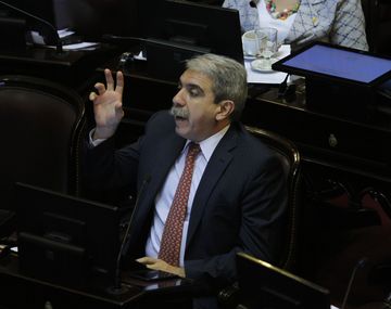 Quienes hacen campaña no discuten Fútbol para Todos