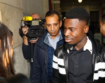 Polémica: la policía no dejó ingresar a un jugador marfileño al Reino Unido