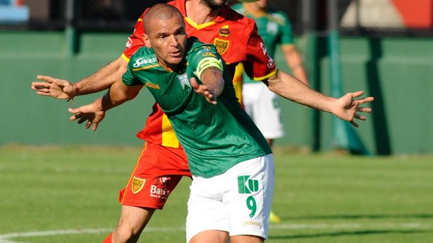 Salmerón es uno de los ídolos máximos de Ferro. Salmerón es uno de los ídolos máximos de Ferro.