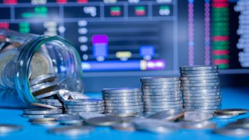 El riesgo país vuelve a romper mínimos históricos y podría impulsar a Uruguay a emitir deuda soberana. El riesgo país vuelve a romper mínimos históricos y podría impulsar a Uruguay a emitir deuda soberana.