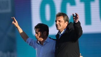 kicillof y massa encabezan el acto de cierre de campana de fuerza patria en san martin kicillof y massa encabezan el acto de cierre de campana de fuerza patria en san martin