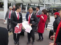 el plantel de river ya llego a japon para jugar el mundial de clubes el plantel de river ya llego a japon para jugar el mundial de clubes