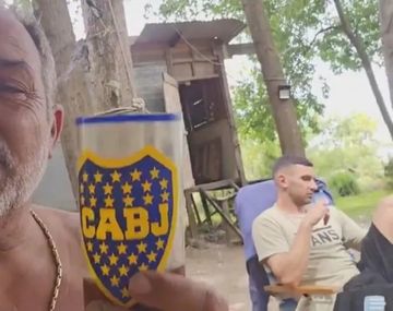 La divertida reacción de Maravilla Martínez ante un hincha de Boca que lo quiso llevar al club