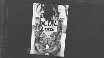 Candelaria Tinelli mostró la cola Candelaria Tinelli mostró la cola