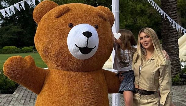 Wanda Nara celebró el cumpleaños de su hija Isabella: el video de la familia Icardi viajando desde Rosario Wanda Nara celebró el cumpleaños de su hija Isabella: el video de la familia Icardi viajando desde Rosario