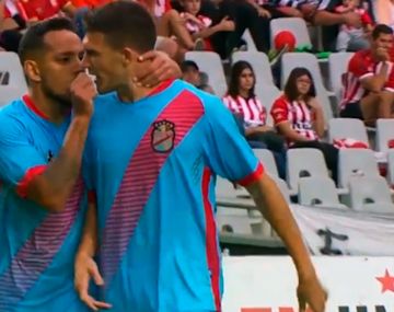 Arsenal no la pasa bien y el ánimo de sus jugadores sintetiza el momento