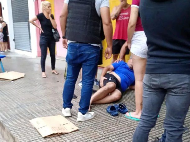 Violento ataque a un policía en Ciudad Evita: lo balearon para robarle el auto