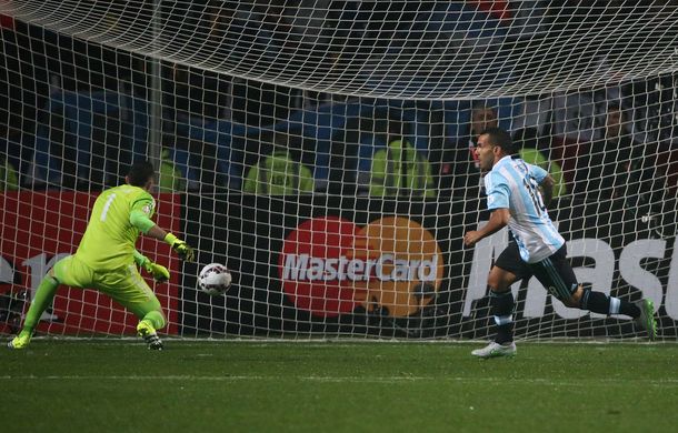 Tevez: El fútbol da revancha