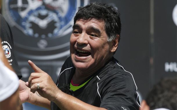 Maradona reafirmó que Messi no es líder y dijo que su intención es cuidarlo
