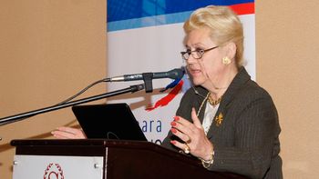 Mónica Dinucci Mónica Dinucci