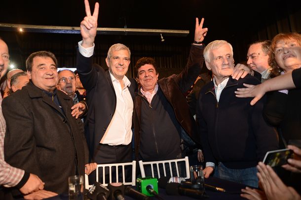 Domínguez: No nos tenemos que disfrazar de nada, somos peronistas puros