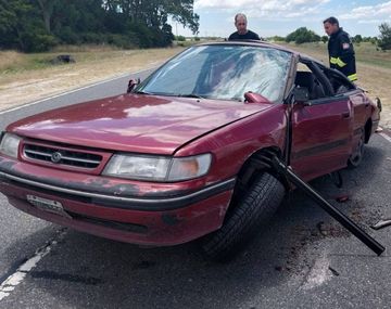 Otro accidente fatal en Ruta 11: volcó un auto con siete personas a bordo y murieron dos menores