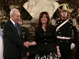 Shimon Peres y Cristina