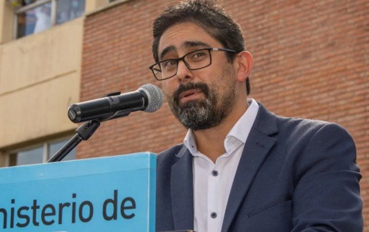 Renunció el ministro de Salud de Córdoba cuestionado por las muertes de los bebés