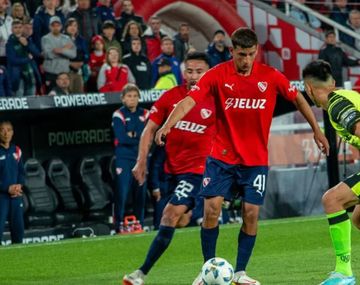 Necaxa mejoró la oferta y se acelera la salida de Javier Ruiz de Independiente