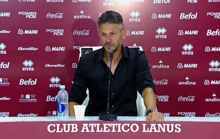 Demichelis: No había aire acondicionado en el vestuario y el DT de Lanús no me saludó