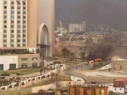 ataque de isis en un hotel: mataron guardias y tomaron rehenes ataque de isis en un hotel: mataron guardias y tomaron rehenes