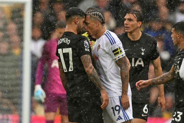 El Tottenham derrotó al Leeds con el Cuti Romero de vuelta como titular