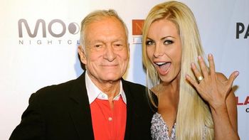 finalmente, hefner se caso con la conejita que lo planto finalmente, hefner se caso con la conejita que lo planto