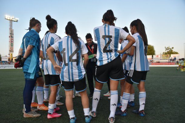La Selección Argentina Femenina Sub-20 perdió la final del torneo de LAlcudia ante Villarreal