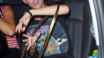 Miley, una chica sin prejuicios Miley, una chica sin prejuicios