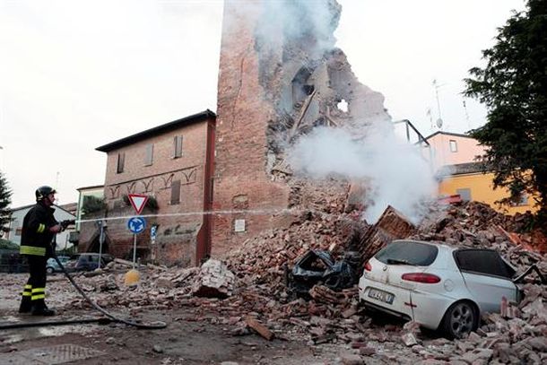 Terremoto Italia 20-05-2012