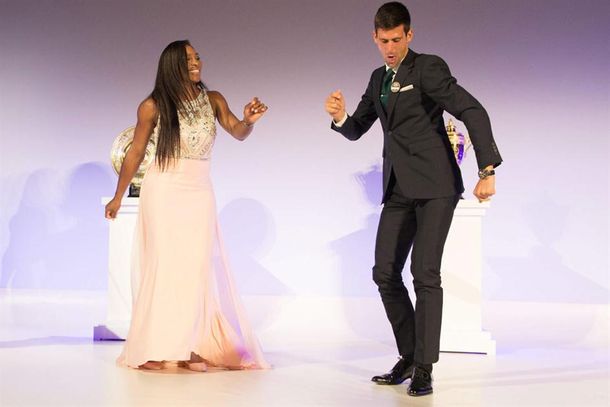 Los campeones de Wimbledon, al ritmo de Night Fever