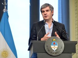 Peña anunció en conferencia la salida de Prat Gay Peña anunció en conferencia la salida de Prat Gay